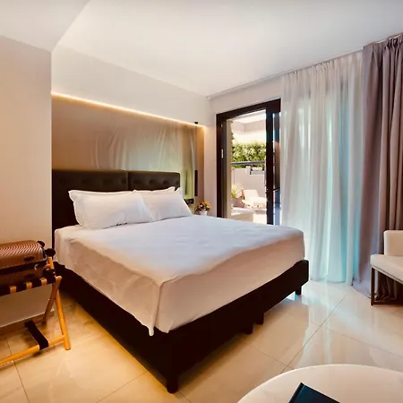 Отель Boutique Сирмионе