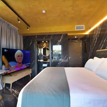 Отель Boutique Сирмионе