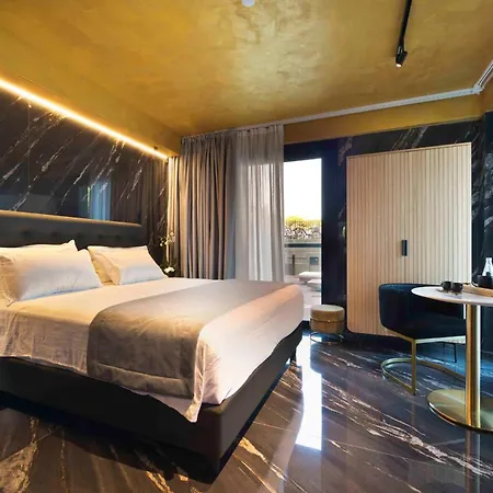 Отель Boutique Сирмионе