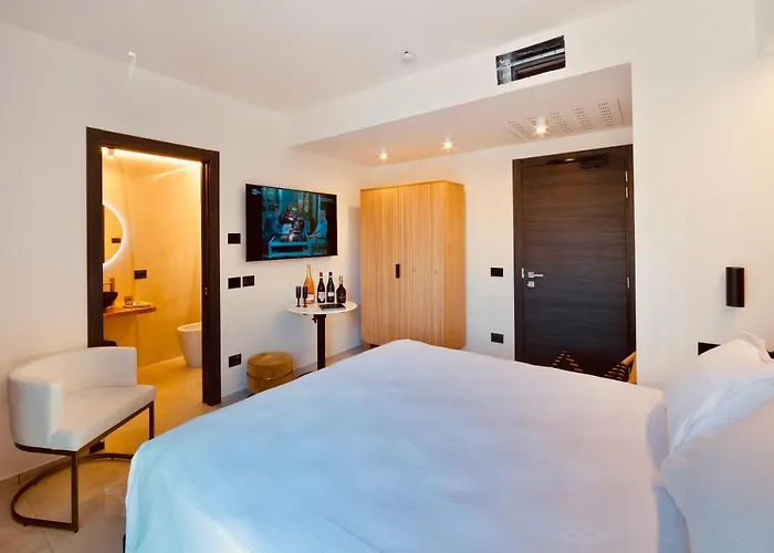 Boutique Hotel 3*